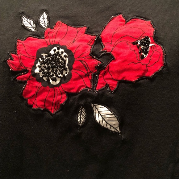 🍄Pretty Victoria Jones T-Shirt🍄 - Picture 2 of 6